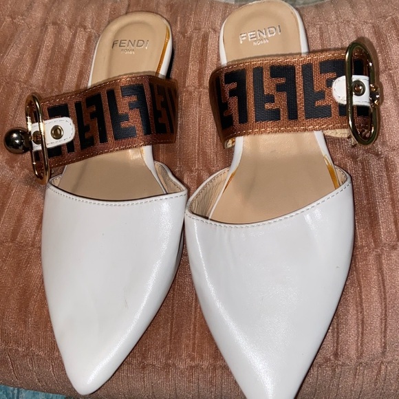 FENDI LOAFERS 37 - Picture 1 of 7